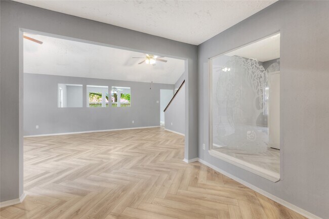 Building Photo - 619 Leicester Ln