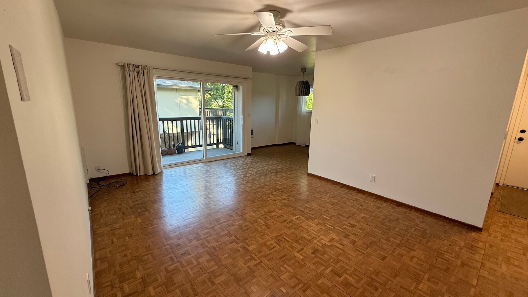Living room with hardwood floors - 88 Flynn Ave