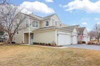 Building Photo - 2810 White Thorn Cir