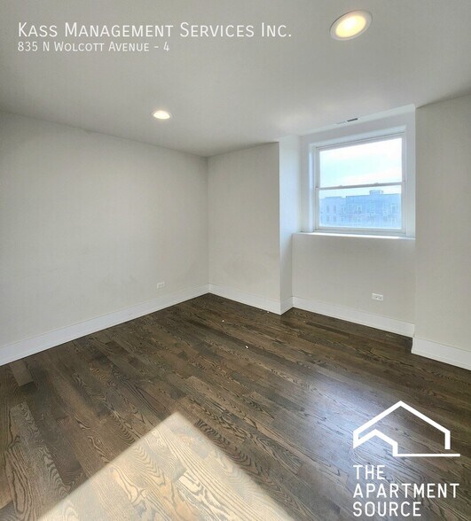 Building Photo - 843 N Wolcott Ave