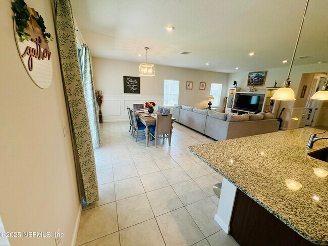 Building Photo - 11303 Streamsong Dr
