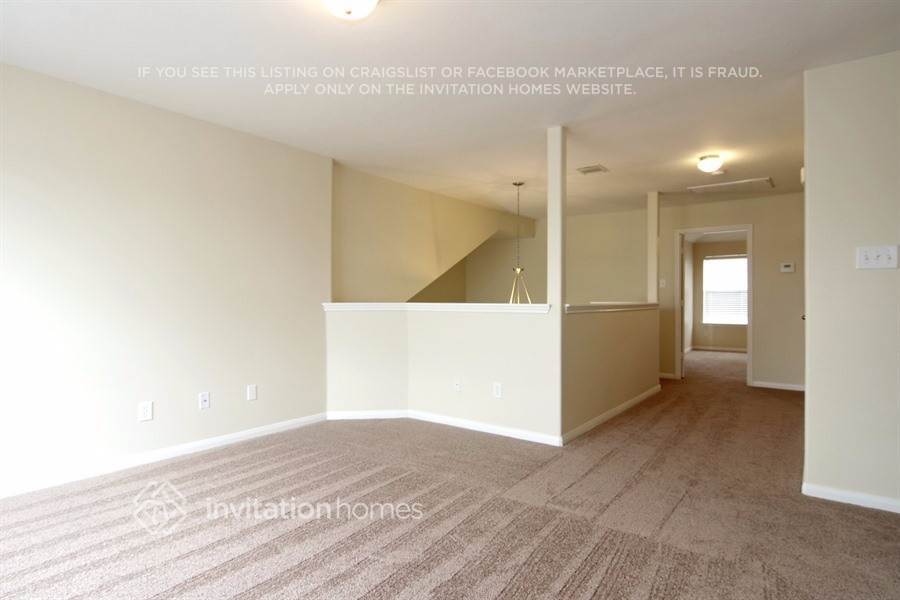 Building Photo - 16114 Majestic Glen Ln