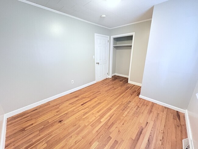 Building Photo - 650 Berkeley Dr
