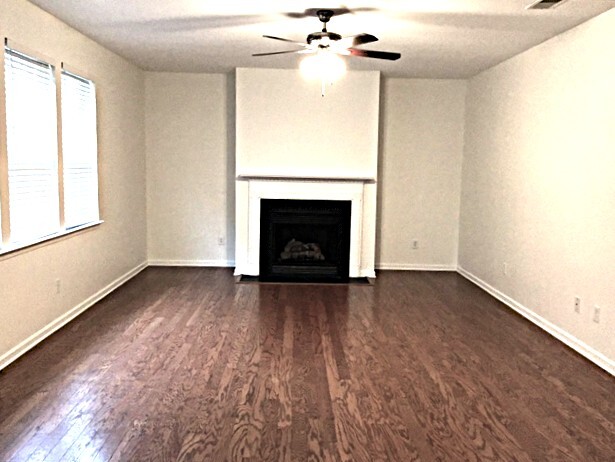Building Photo - 312 Sanctuary Park Dr
