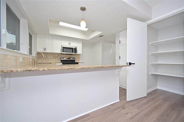 Building Photo - 378 Westview Terrace