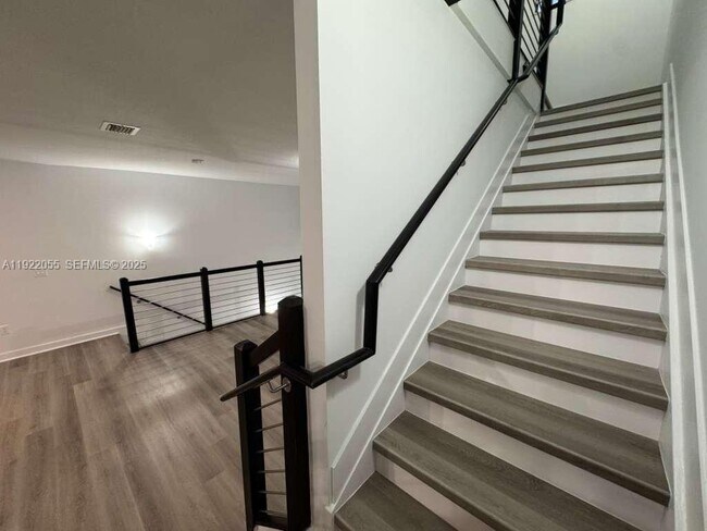 Building Photo - 10473 NW 82nd St