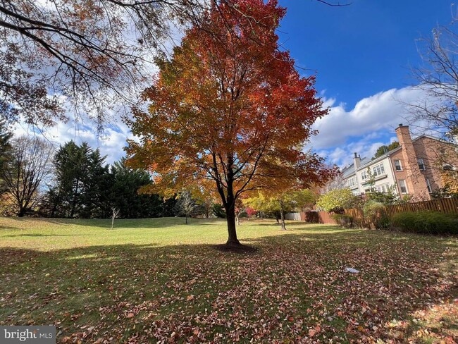 Building Photo - 1707 Leighton Wood Ln