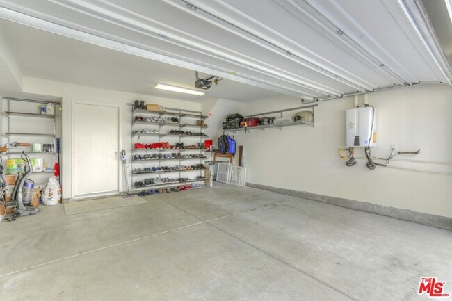 Building Photo - 2202 Edendale Ln