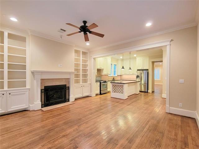 Building Photo - 632 W 17th St