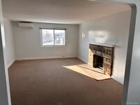 Building Photo - 122 Cornelius St