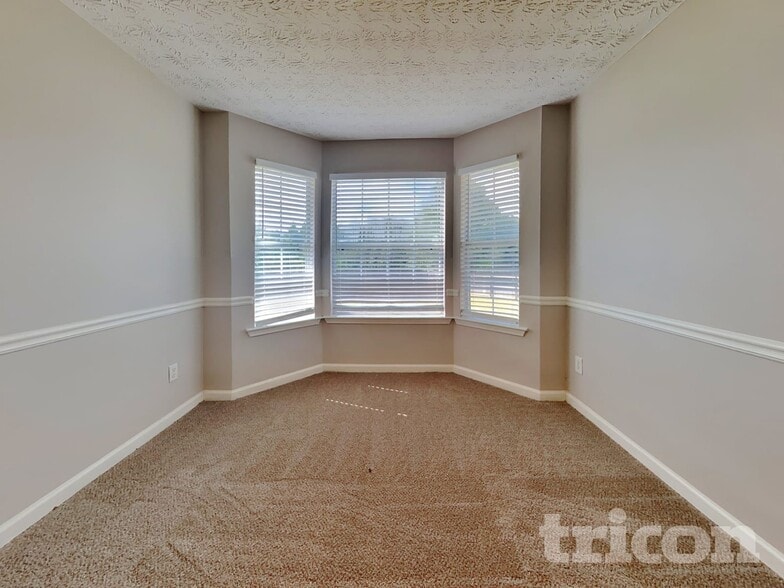 Building Photo - 1612 Zachary's Way