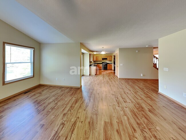 Building Photo - 2395 Featherwood Drive