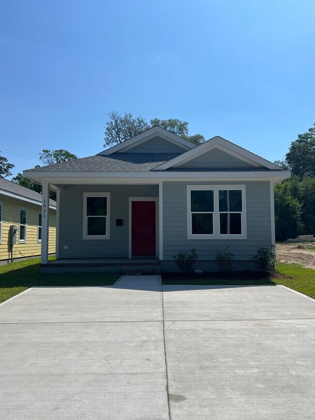 Building Photo - New Construction 3 Bedroom Home