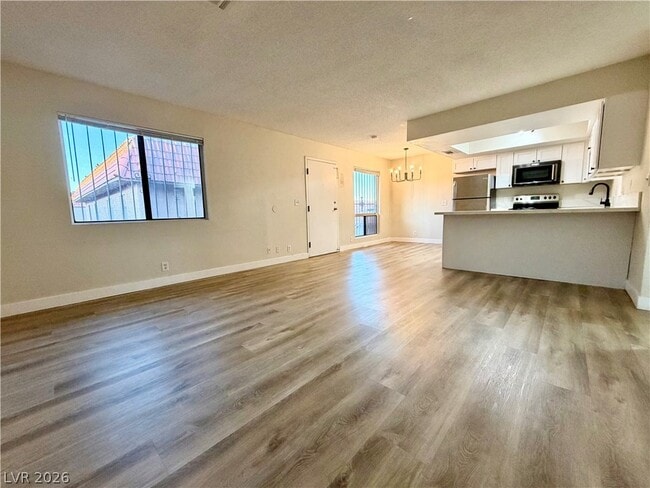 Building Photo - 4300 N Lamont St