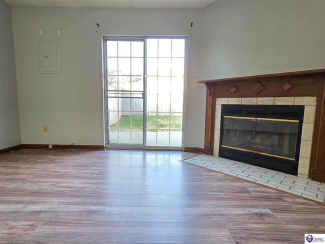 Building Photo - 629 Potomac Ct