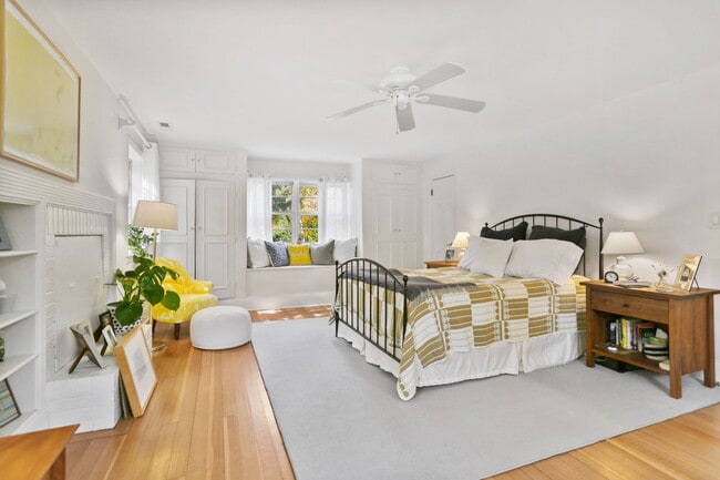 Building Photo - 9 Edgehill Dr