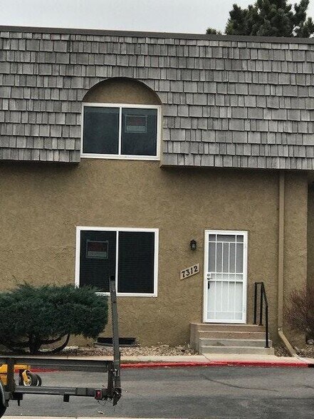 Primary Photo - 7312 E Princeton Ave