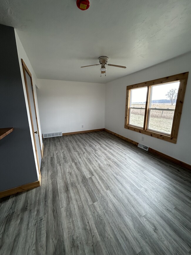 Building Photo - 28559 260th Ave