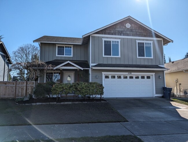 Primary Photo - 1136 Homestead Dr