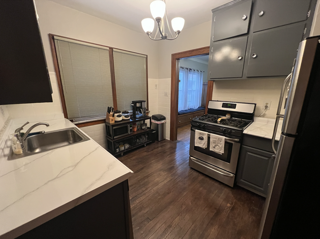 Kitchen, view from back door to unit - 2031 Richland Ave