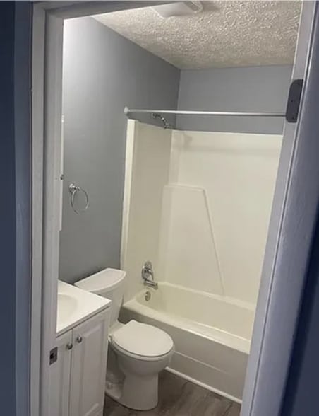 Building Photo - 7431 West Blvd