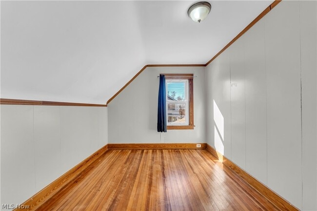 Building Photo - 4118 Clybourne Ave