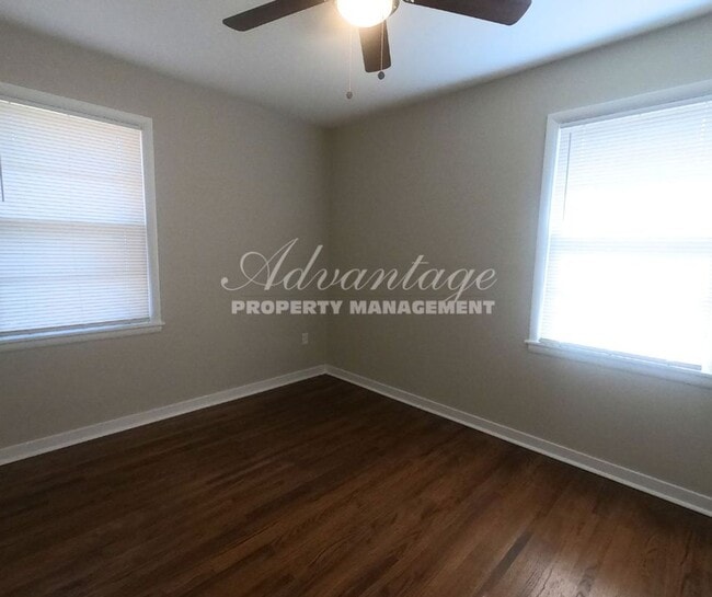 Building Photo - Beautiful, Fully Renovated 3-bedroom, 2-bath