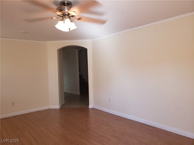 Building Photo - 8233 Amphora St