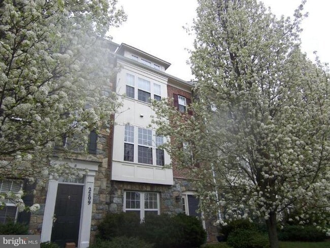 Primary Photo - 2207 Kimball Pl