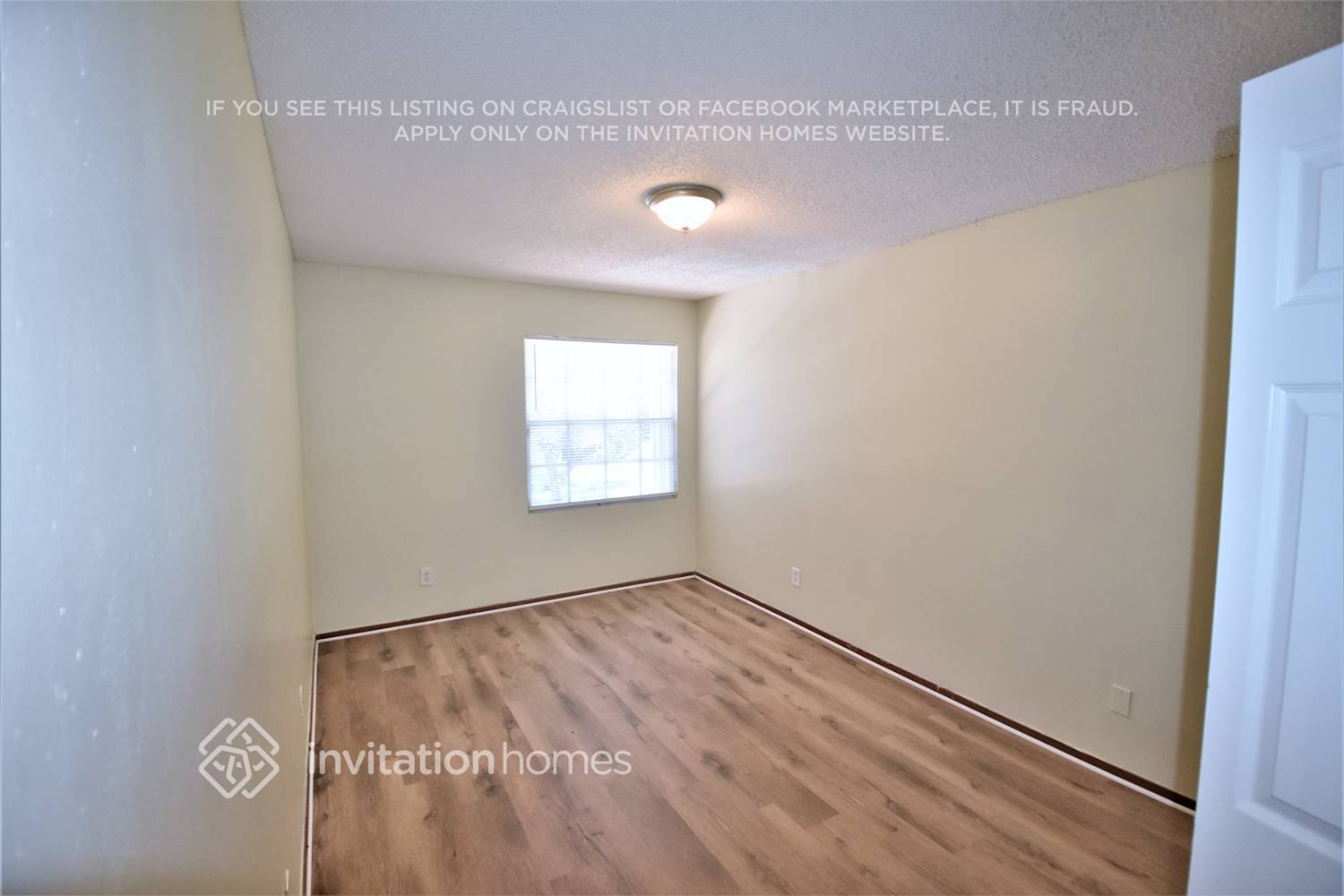 Building Photo - 6161 NW 58th Way