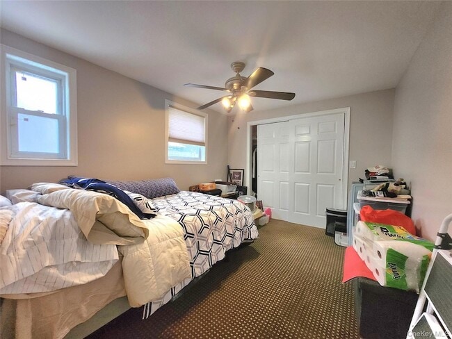 Building Photo - 244 Martin Dr