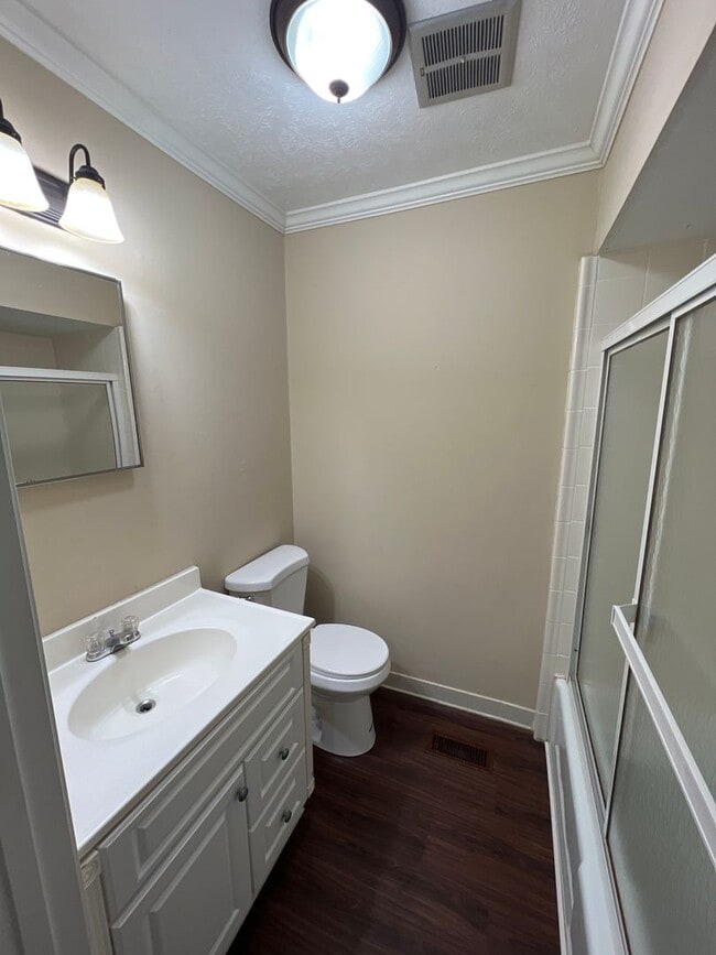 Building Photo - 540 Oak Meadow Ln