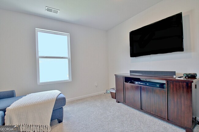 Building Photo - 8077 Rudder Cir