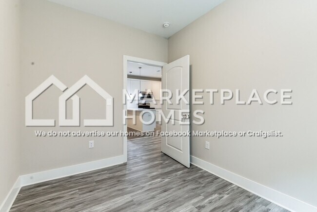 Building Photo - 3413 Durham Ln