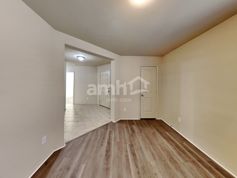 Building Photo - 7210 Alava Dr