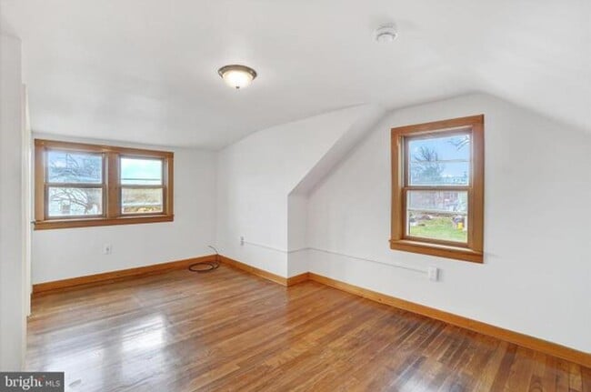 Building Photo - Fabulous 3 bedroom in York.