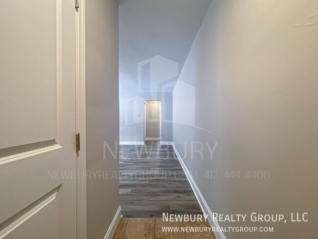 Building Photo - 309 San Juan Dr