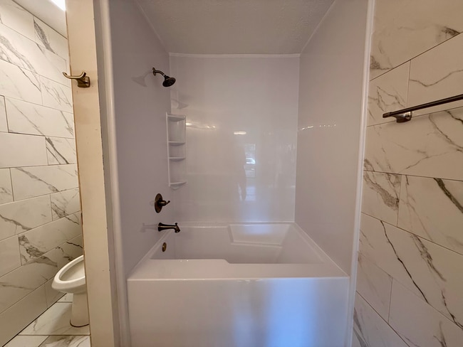 Building Photo - Briarcliffe Condo for Rent