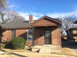 Building Photo - 406/408 N Bellevue Blvd