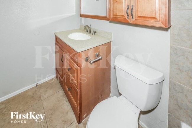 Building Photo - 3345 W Columbine Dr