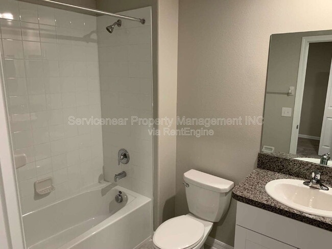 Building Photo - 9625 Pembrooke Pines Dr