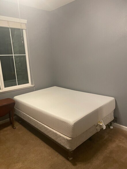 Building Photo - 9454 California Oak Cir