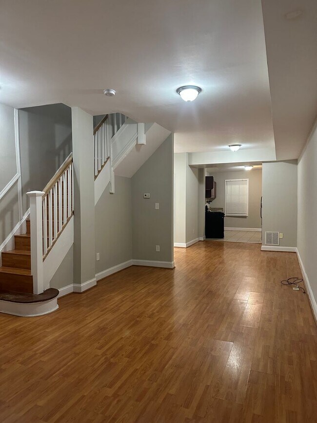 Building Photo - Newly Renovated, Spacious Home! W/D! Partially Finished Basement! Central Air! Available Now!