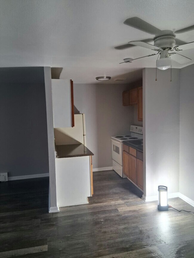 Building Photo - 13540 Superior Ave