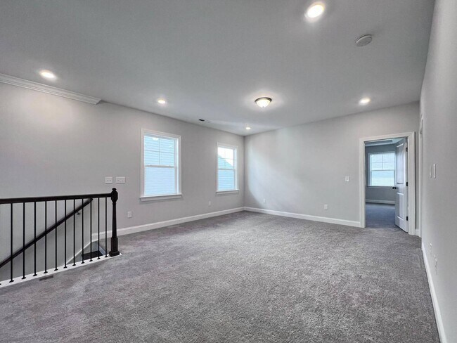 Building Photo - 352 Canyon Gap Wy