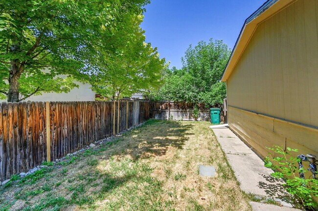 Building Photo - $3,100 - 3 Bed, 2.5 Bath Home in Littleton...
