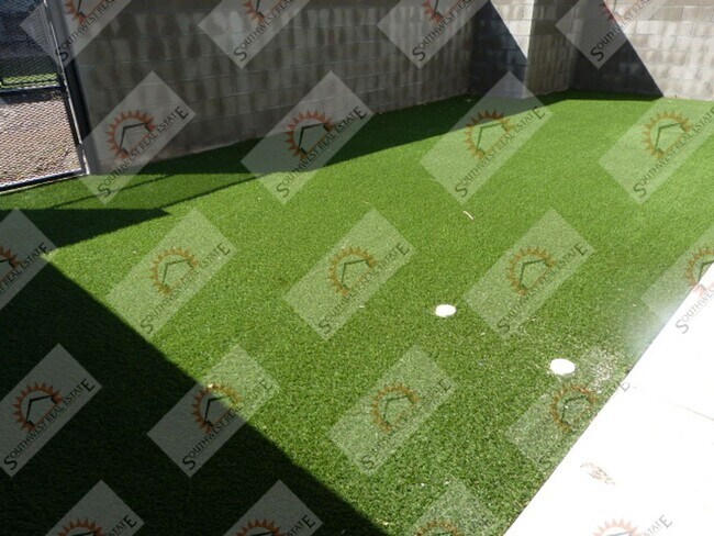 Building Photo - 2353 Marlene Blvd