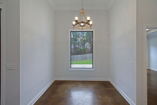 Building Photo - 1172 Greenfield Cir