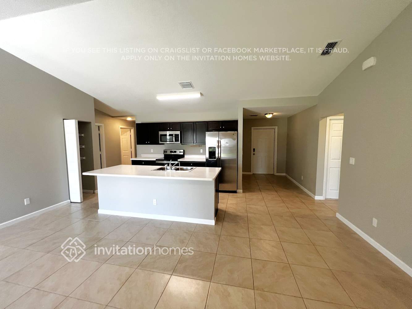 Building Photo - 2407 SE Melon Ct