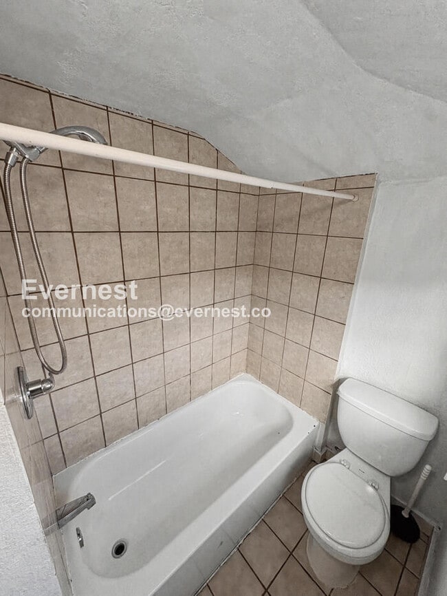 Building Photo - 440 18th St